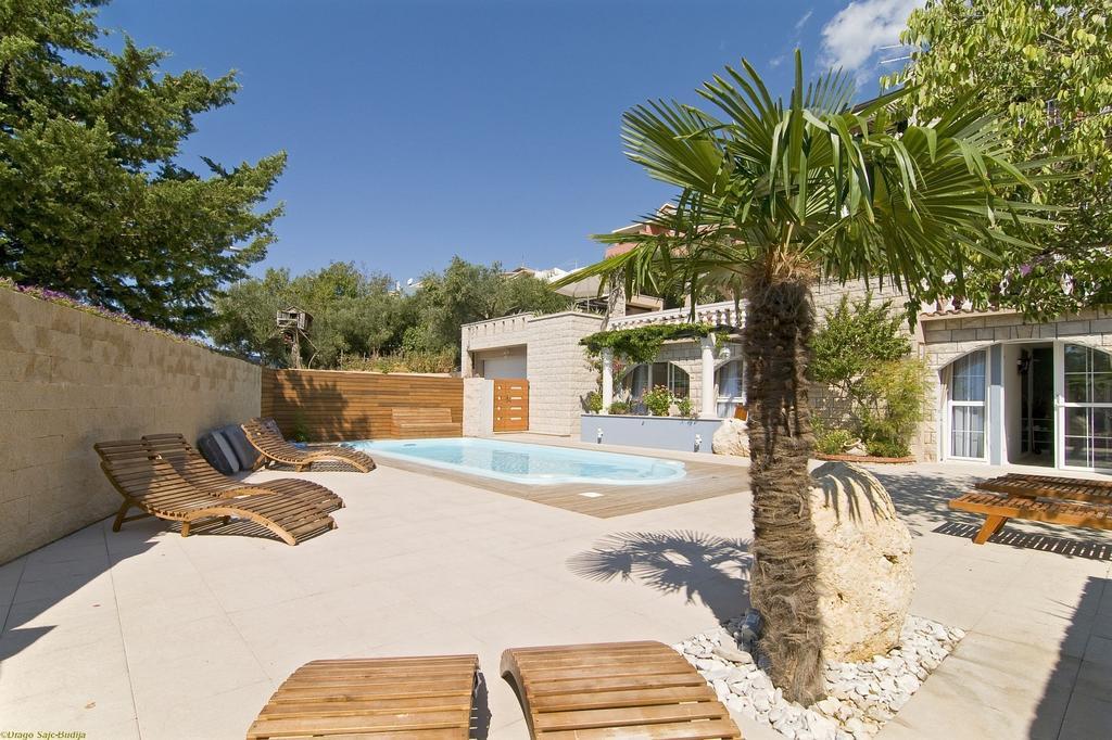 Villa Bougenvilia Tomas Tučepi Esterno foto