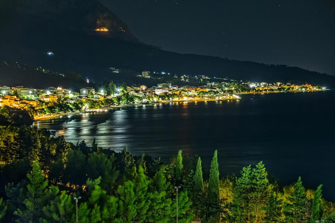 Villa Bougenvilia Tomas Tučepi Esterno foto