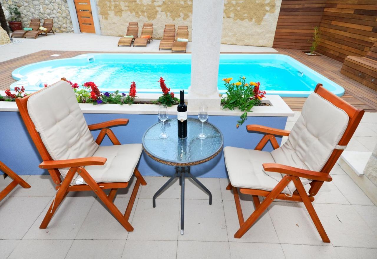 Villa Bougenvilia Tomas Tučepi Esterno foto